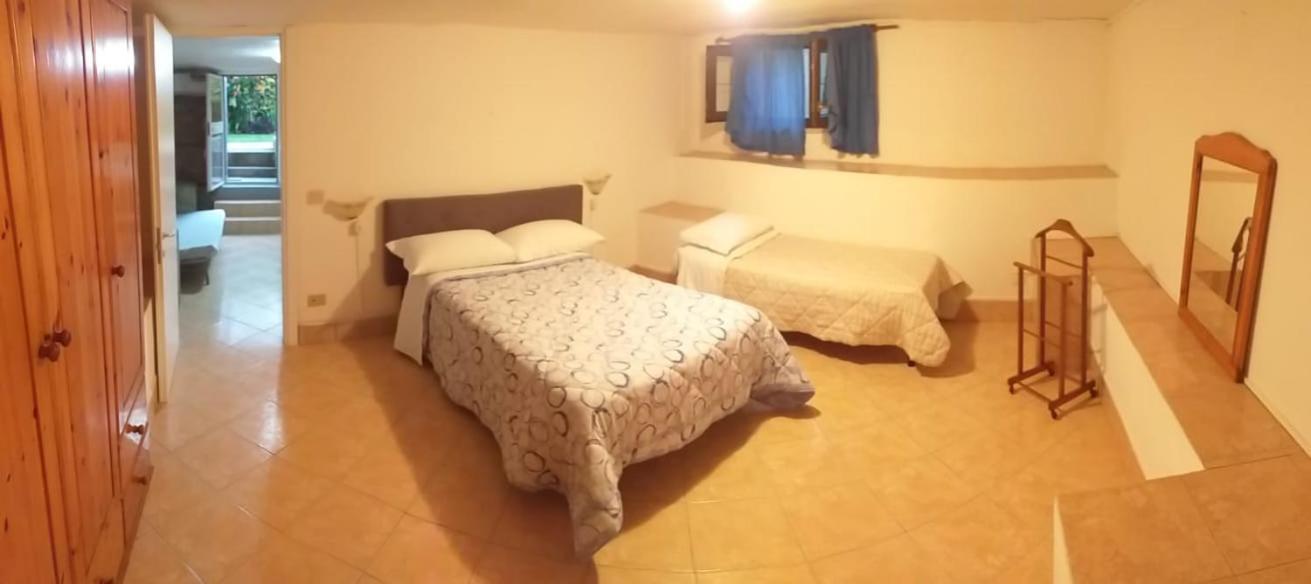 Garden Basement - Seminterrato Max 4 Ospiti - Fiumicino Vicino Aeroporto E Fiera Apartment Exterior foto